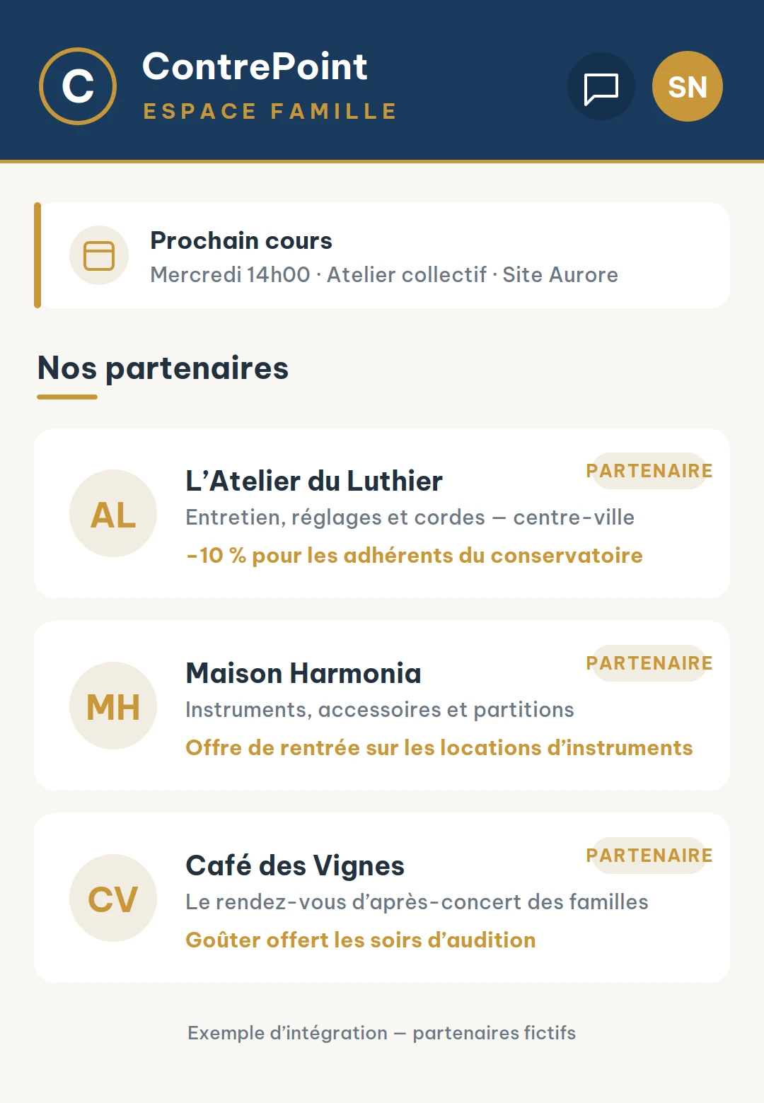 Exemple d'encarts partenaires dans l'espace famille Contrepoint (partenaires fictifs) : offres locales valorisées auprès des familles